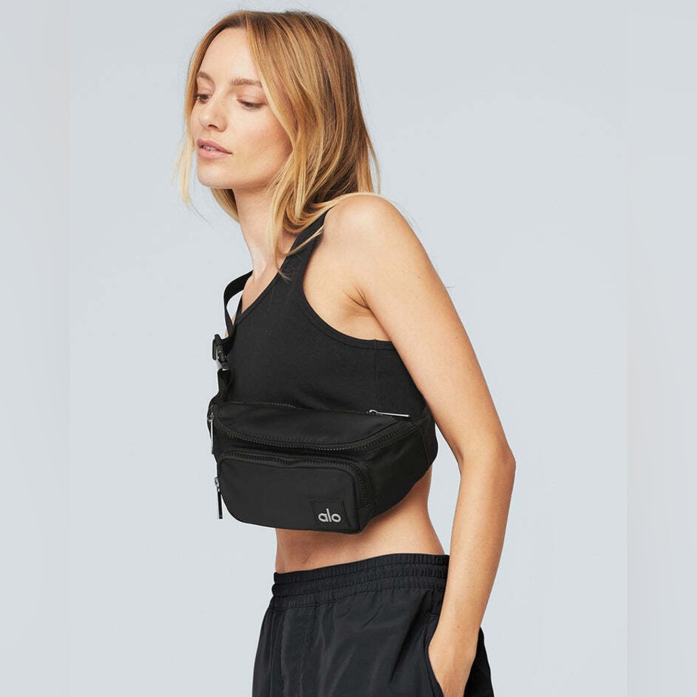 ALO Yoga - Explorer Fanny Pack (black)